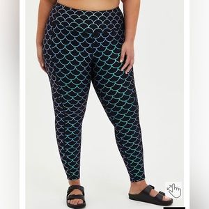 Torrid Size 6x Active Mermaid Leggings Worn Once in great condition